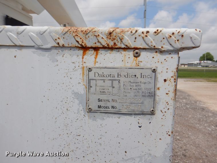 image for item DH7253 2011 Dodge Ram 5500HD  bucket truck