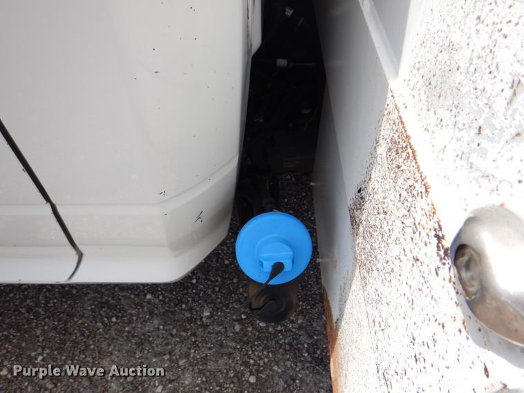 image for item DH7253 2011 Dodge Ram 5500HD  bucket truck