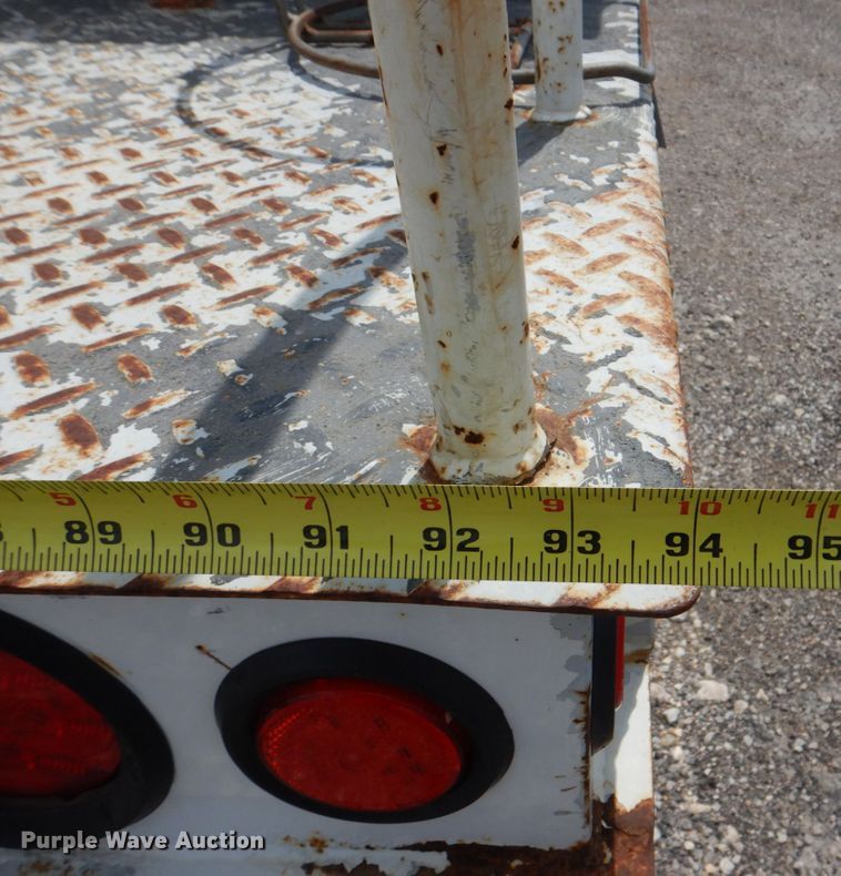 image for item DH7253 2011 Dodge Ram 5500HD  bucket truck