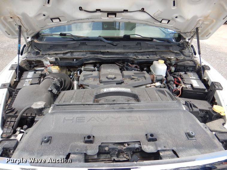 image for item DH7253 2011 Dodge Ram 5500HD  bucket truck