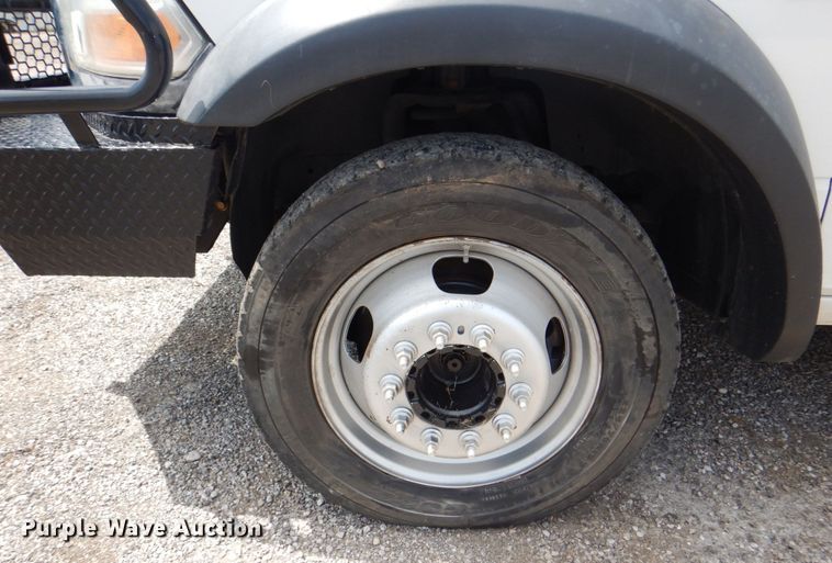 image for item DH7253 2011 Dodge Ram 5500HD  bucket truck