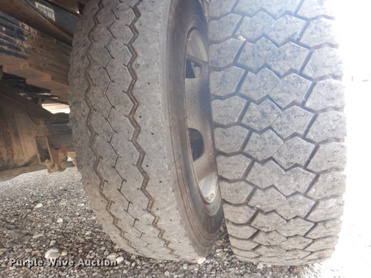 image for item DH7253 2011 Dodge Ram 5500HD  bucket truck