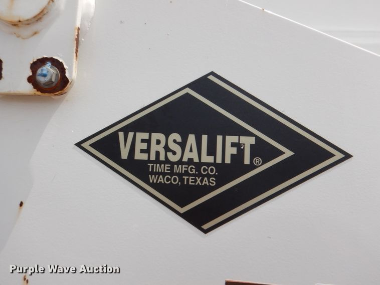 image for item DH7253 2011 Dodge Ram 5500HD  bucket truck