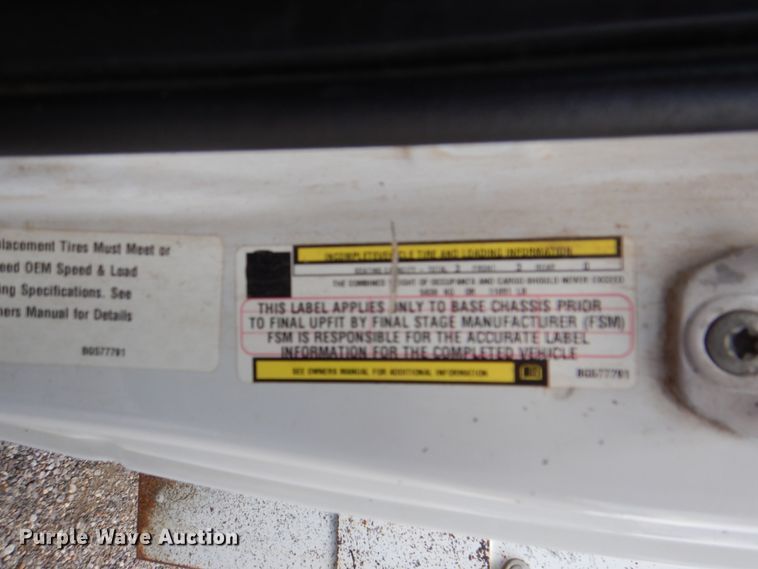 image for item DH7253 2011 Dodge Ram 5500HD  bucket truck