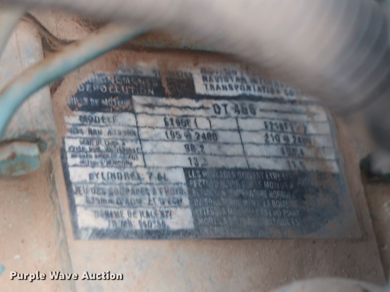 image for item DJ1930 1992 International 4900  service truck