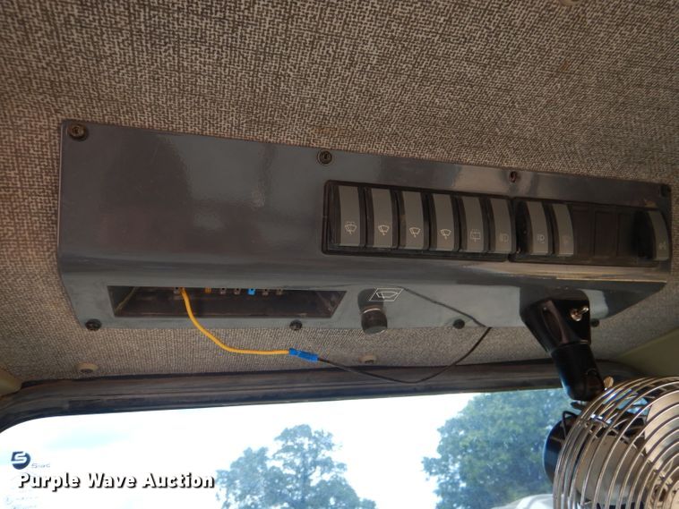 image for item DJ8851 2007 John Deere 950J  dozer