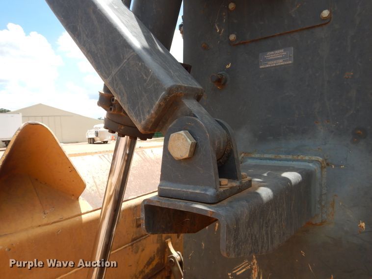 image for item DJ8851 2007 John Deere 950J  dozer