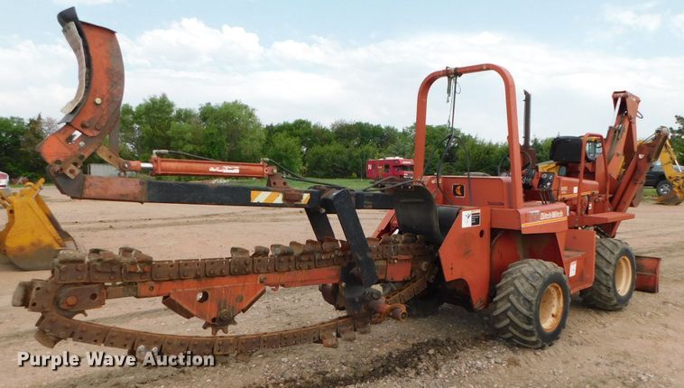 image for item DK8565 1988 Ditch Witch 5010  trencher