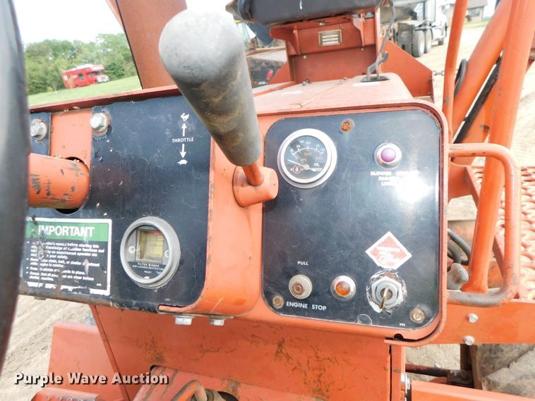 image for item DK8565 1988 Ditch Witch 5010  trencher