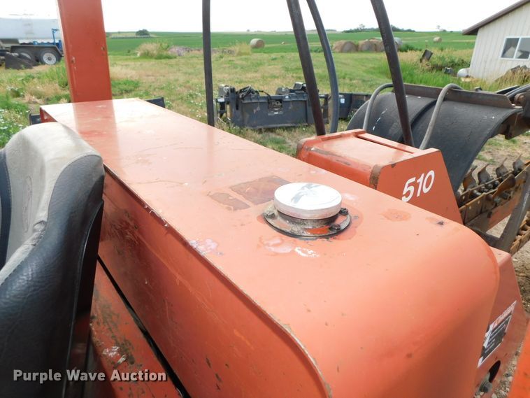 image for item DK8565 1988 Ditch Witch 5010  trencher