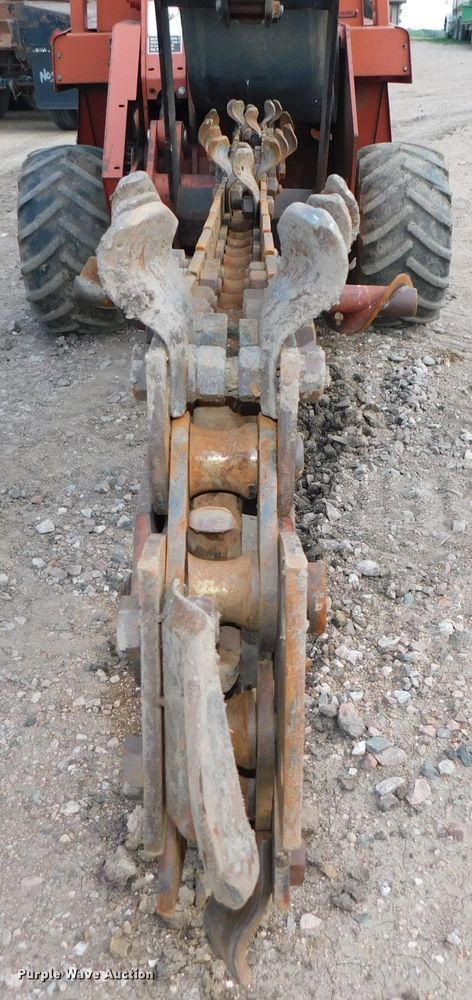 image for item DK8565 1988 Ditch Witch 5010  trencher