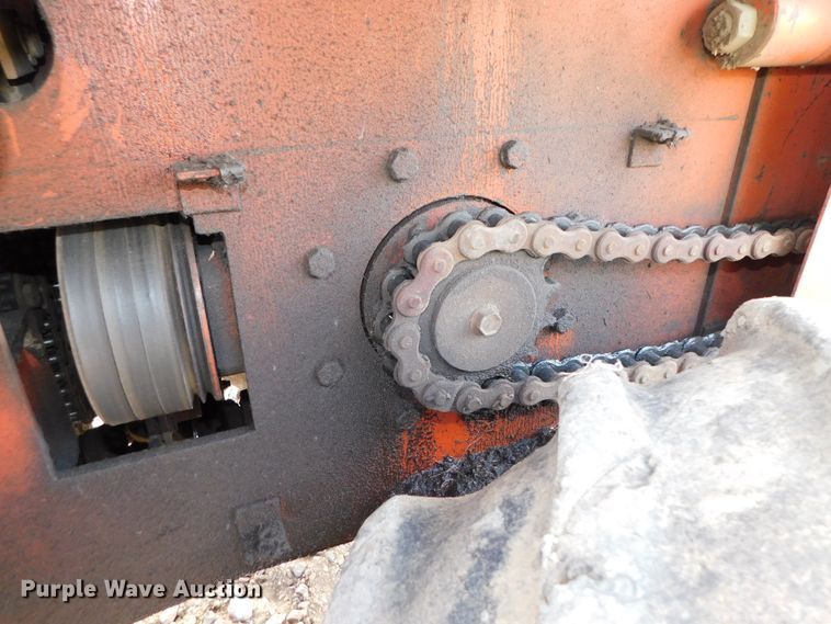 image for item DK8565 1988 Ditch Witch 5010  trencher