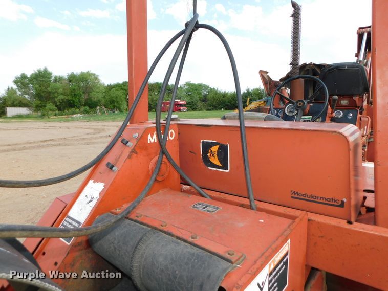 image for item DK8565 1988 Ditch Witch 5010  trencher
