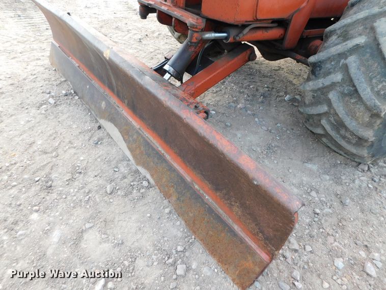 image for item DK8565 1988 Ditch Witch 5010  trencher