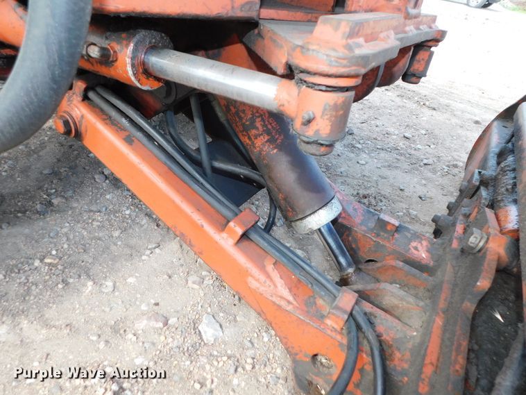 image for item DK8565 1988 Ditch Witch 5010  trencher