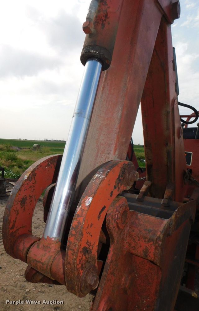 image for item DK8565 1988 Ditch Witch 5010  trencher