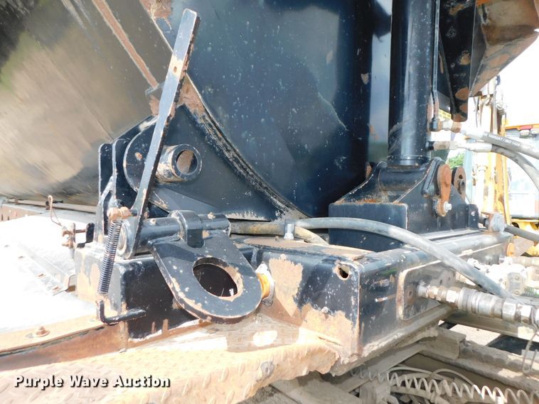 image for item DK8566 2001 Clement  side tilt dump trailer