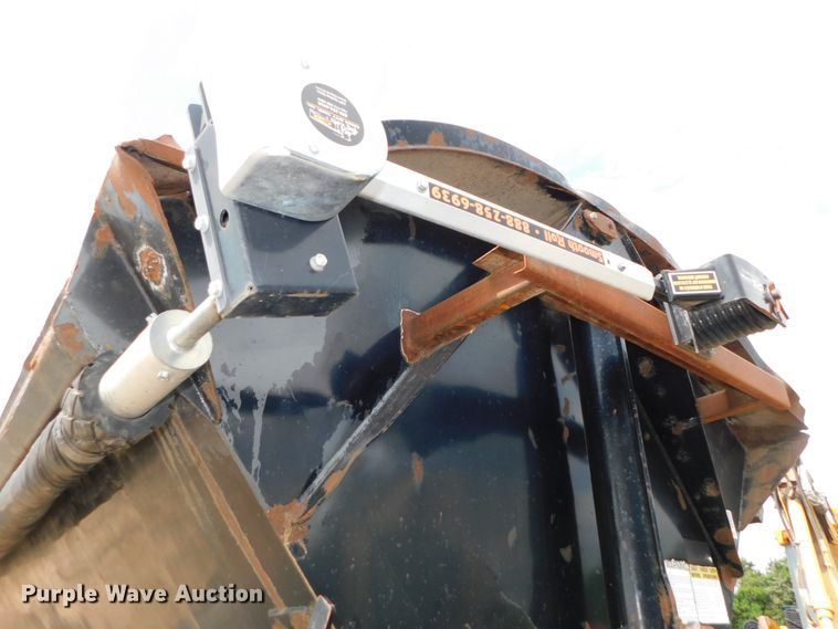 image for item DK8566 2001 Clement  side tilt dump trailer