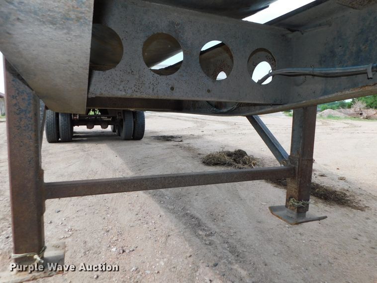 image for item DK8566 2001 Clement  side tilt dump trailer