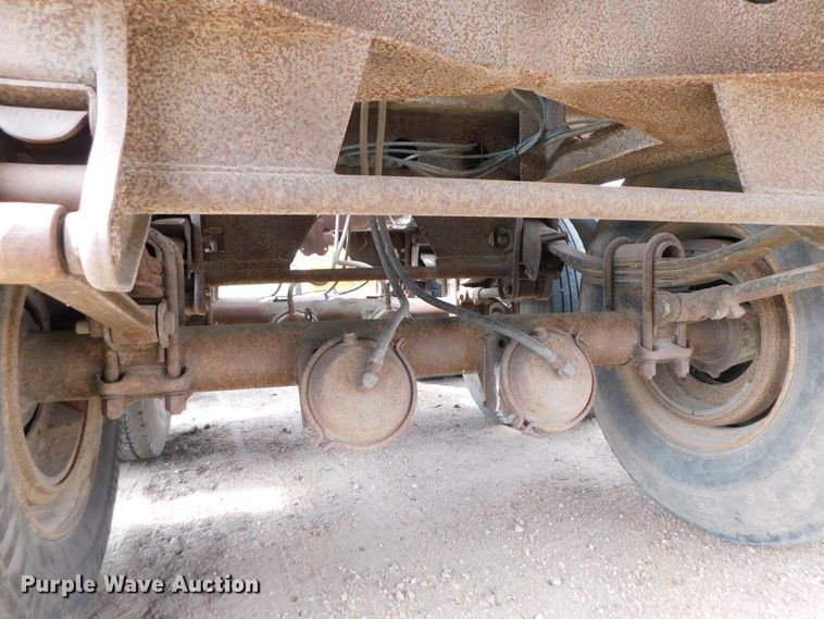 image for item DK8566 2001 Clement  side tilt dump trailer