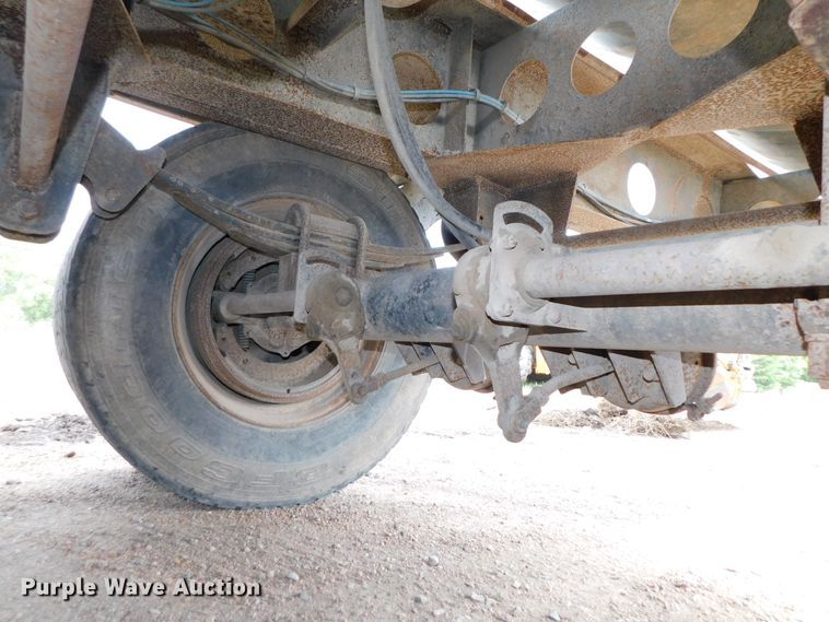 image for item DK8566 2001 Clement  side tilt dump trailer