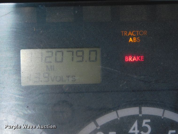 image for item DK8569 2009 Freightliner Business Class M2  hook lift truck