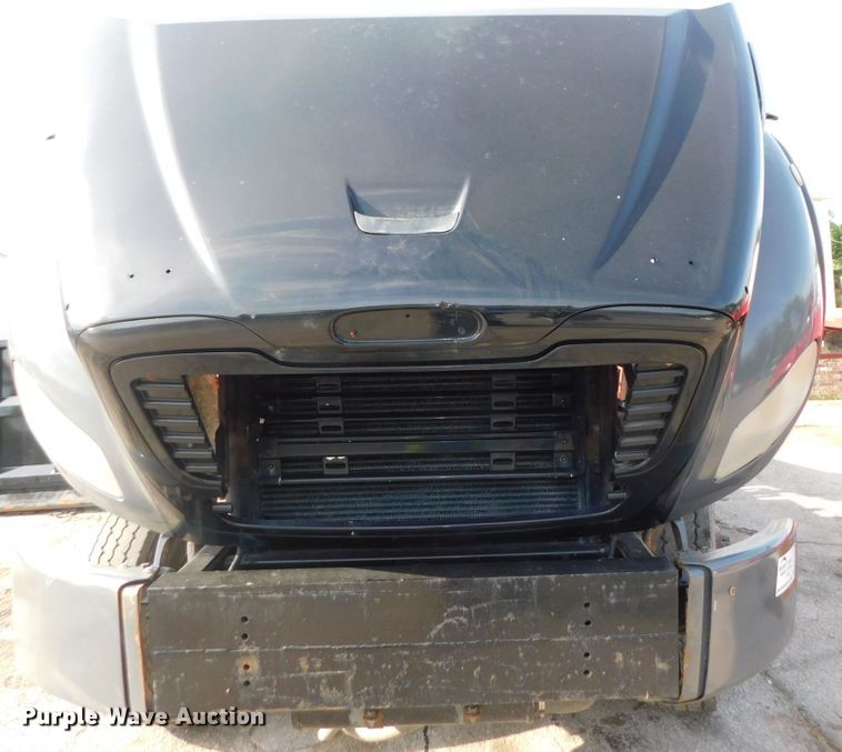 image for item DK8569 2009 Freightliner Business Class M2  hook lift truck