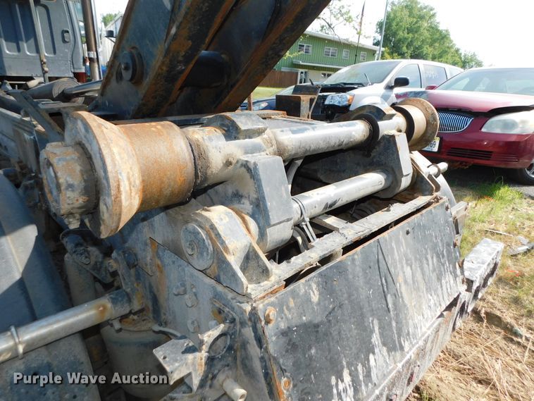 image for item DK8569 2009 Freightliner Business Class M2  hook lift truck