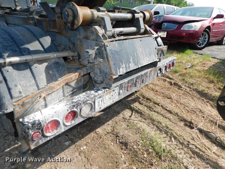 image for item DK8569 2009 Freightliner Business Class M2  hook lift truck