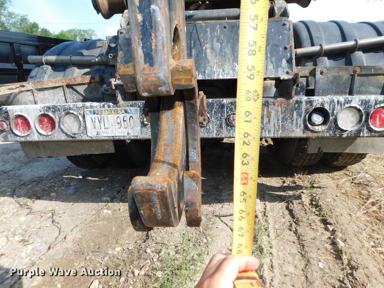 image for item DK8569 2009 Freightliner Business Class M2  hook lift truck