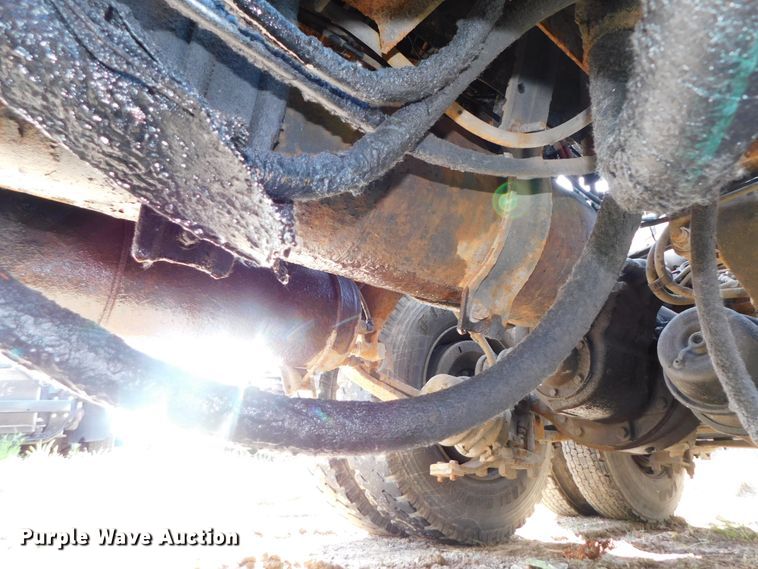 image for item DK8569 2009 Freightliner Business Class M2  hook lift truck