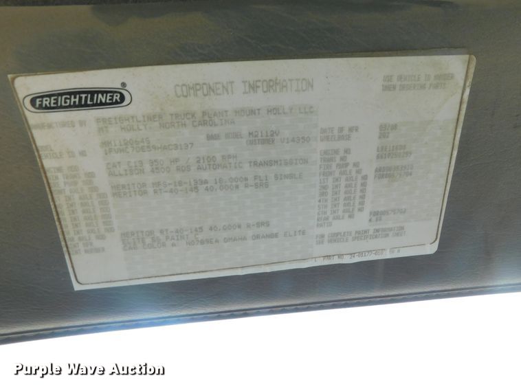 image for item DK8569 2009 Freightliner Business Class M2  hook lift truck