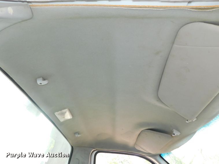 image for item DK8571 2000 Ford F750 Super Duty  bucket truck