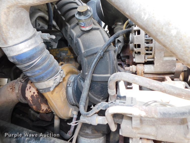 image for item DK8571 2000 Ford F750 Super Duty  bucket truck