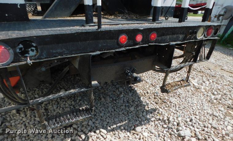 image for item DK8571 2000 Ford F750 Super Duty  bucket truck