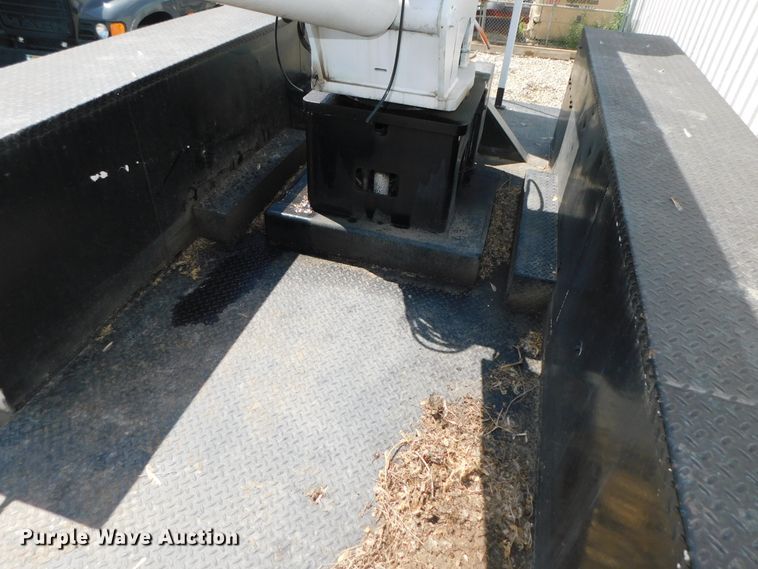image for item DK8571 2000 Ford F750 Super Duty  bucket truck