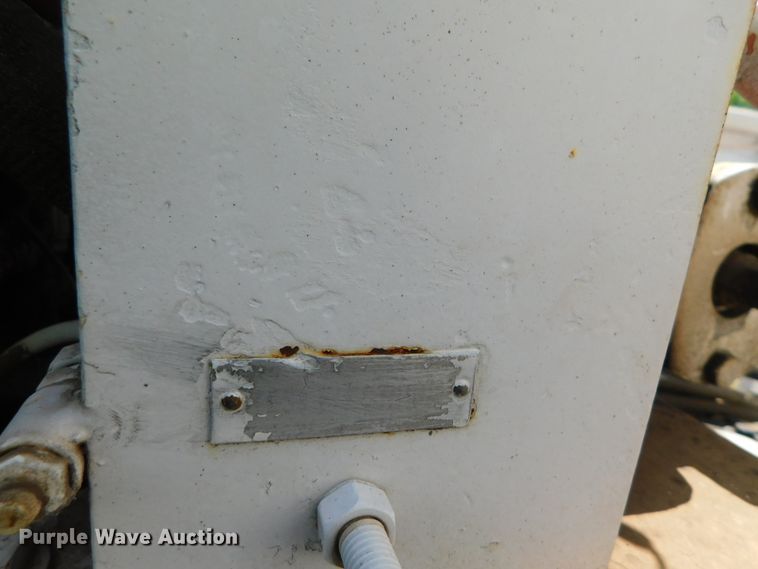 image for item DK8571 2000 Ford F750 Super Duty  bucket truck