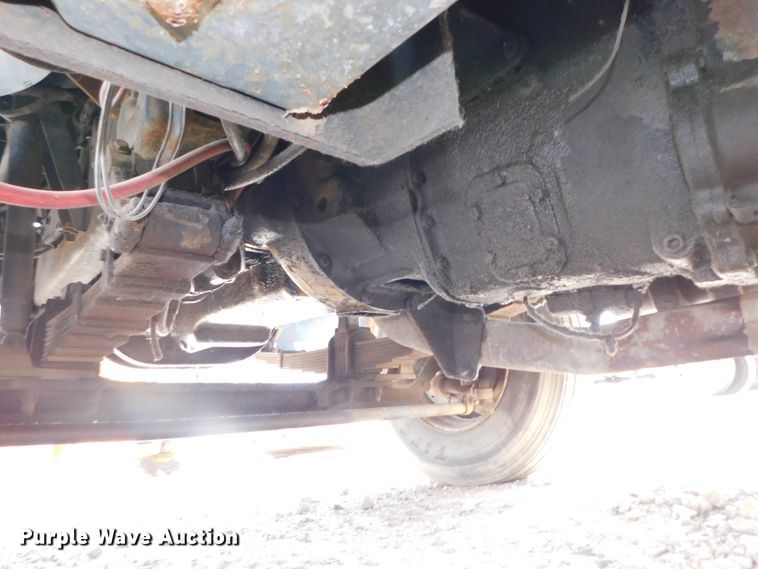 image for item DK8571 2000 Ford F750 Super Duty  bucket truck