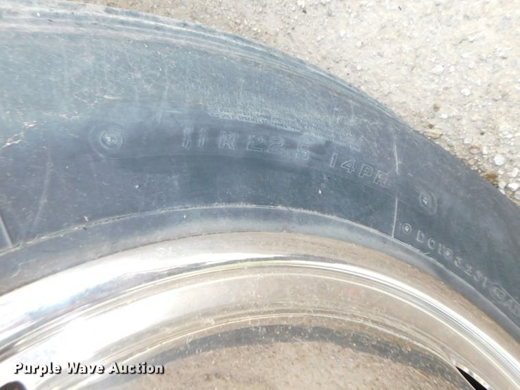 image for item DK8571 2000 Ford F750 Super Duty  bucket truck