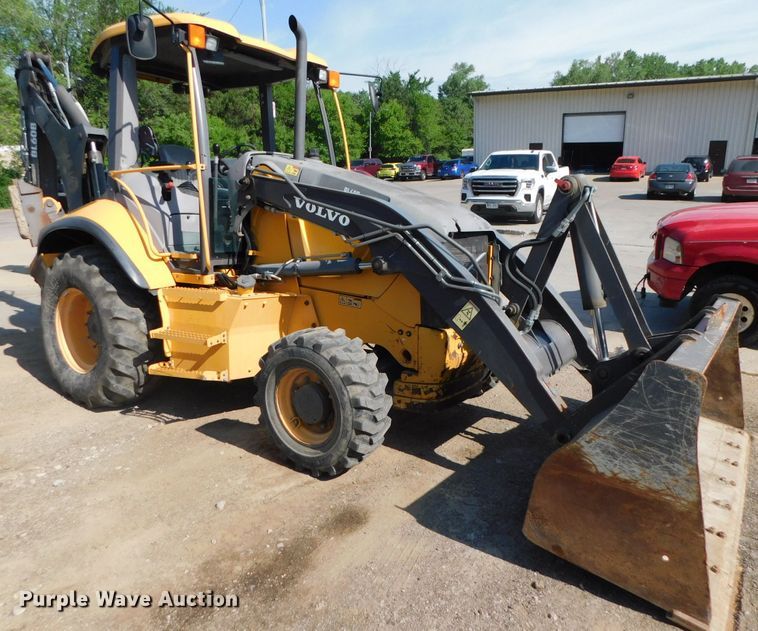 image for item DK8572 2015 Volvo BL60B  backhoe