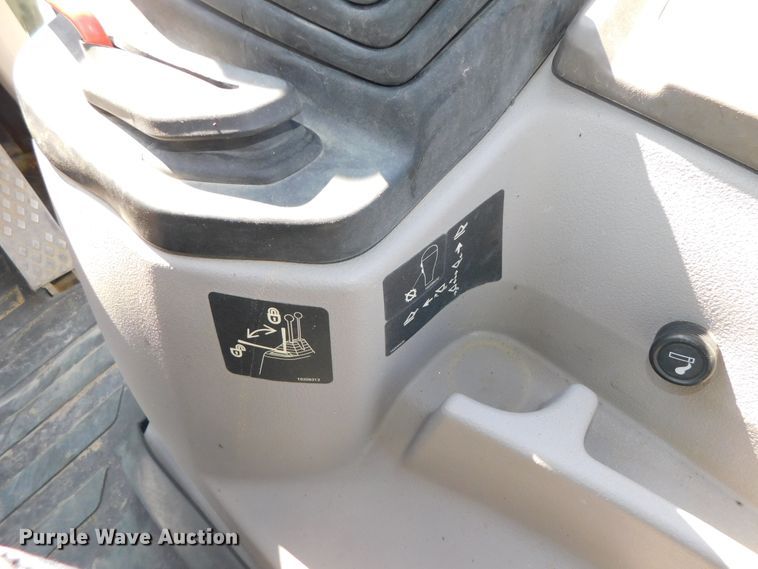 image for item DK8572 2015 Volvo BL60B  backhoe