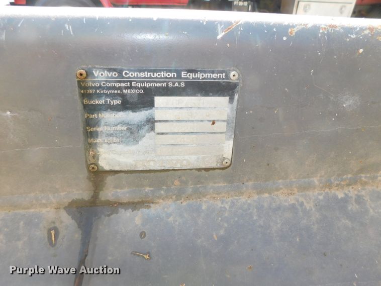 image for item DK8572 2015 Volvo BL60B  backhoe