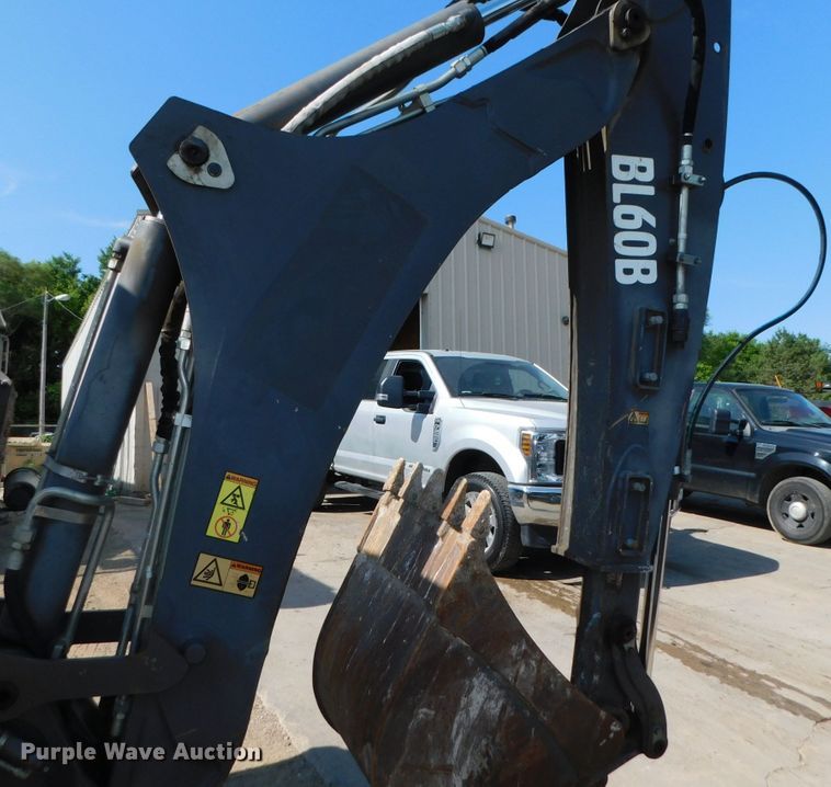 image for item DK8572 2015 Volvo BL60B  backhoe