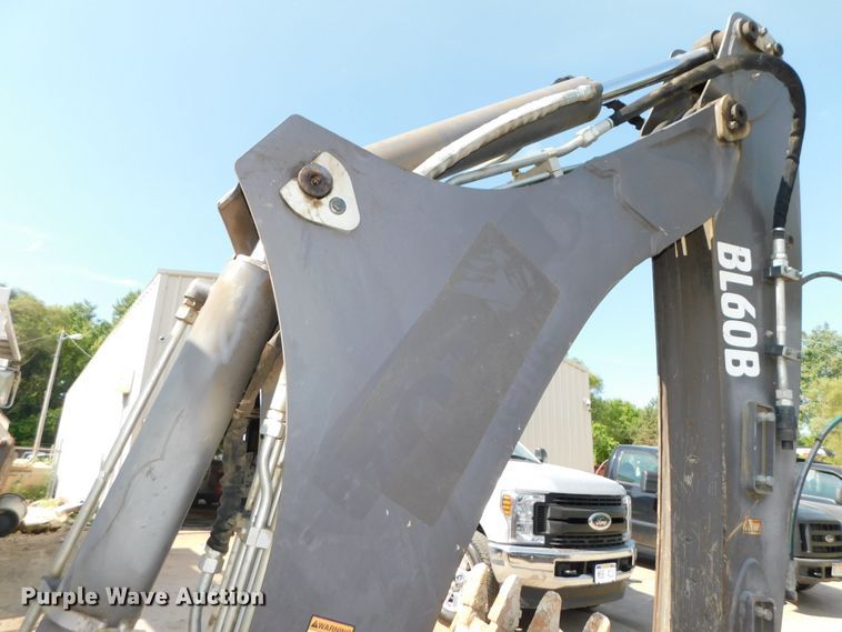 image for item DK8572 2015 Volvo BL60B  backhoe