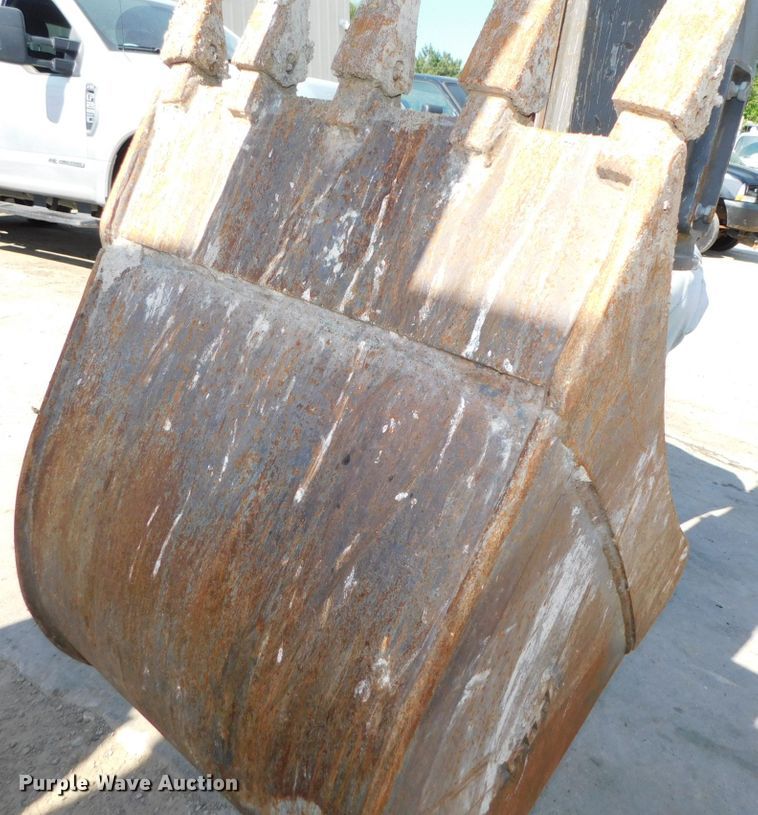 image for item DK8572 2015 Volvo BL60B  backhoe