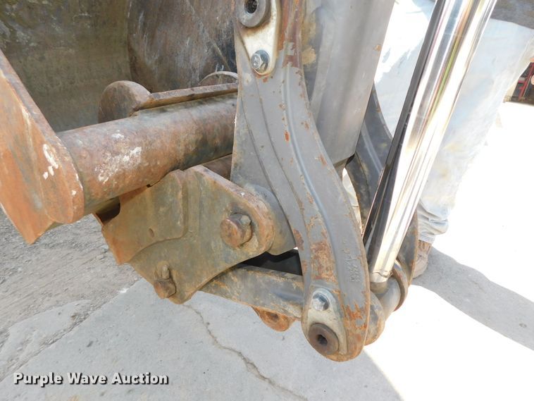 image for item DK8572 2015 Volvo BL60B  backhoe