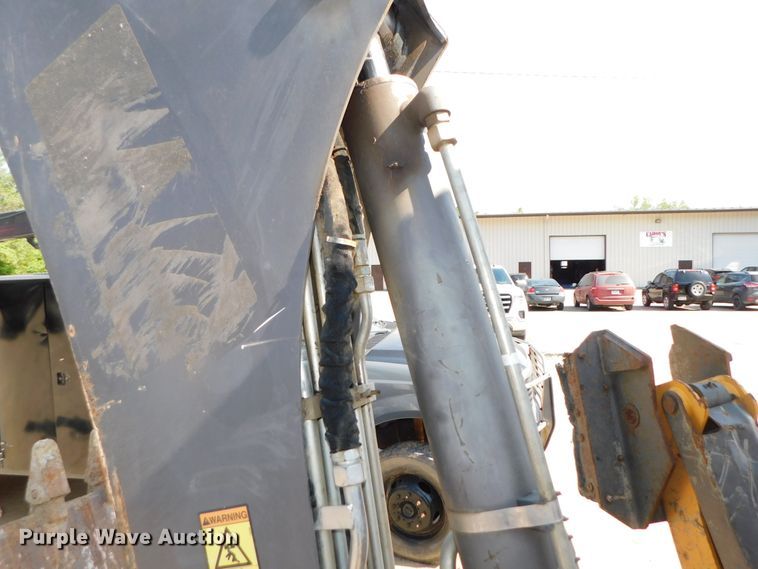 image for item DK8572 2015 Volvo BL60B  backhoe