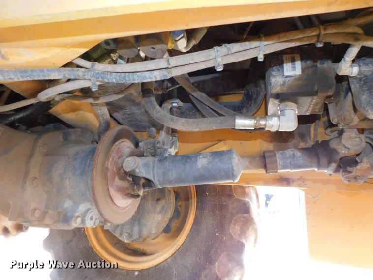 image for item DK8572 2015 Volvo BL60B  backhoe