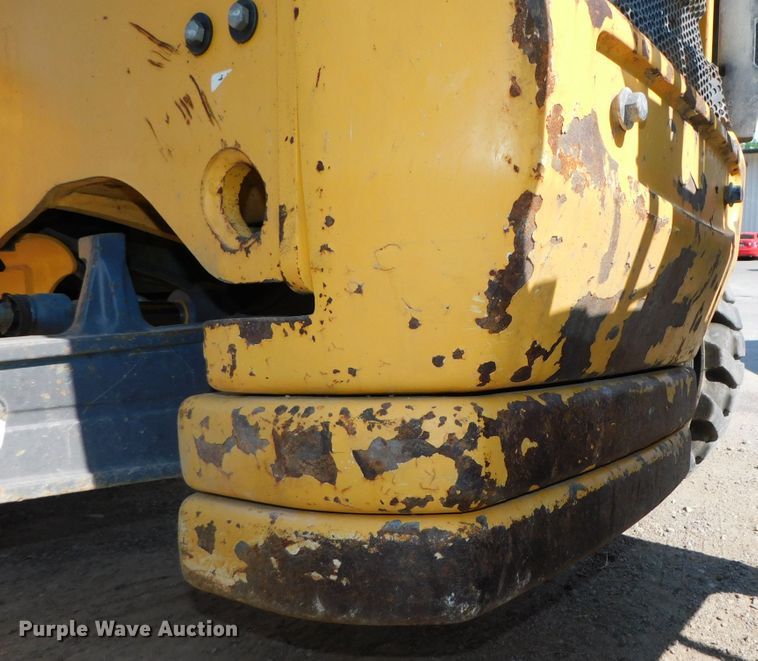 image for item DK8572 2015 Volvo BL60B  backhoe