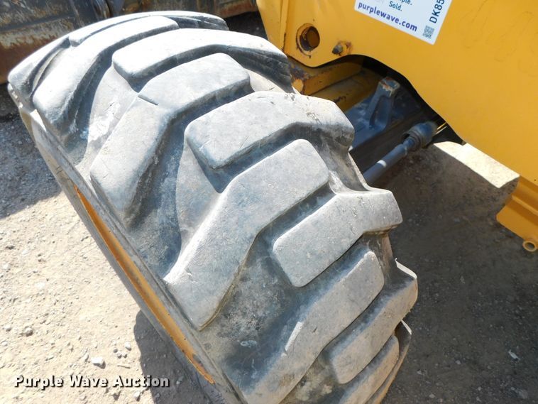 image for item DK8572 2015 Volvo BL60B  backhoe